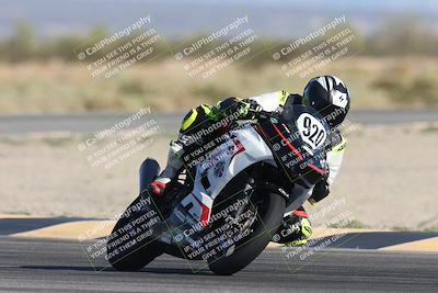 media/Oct-04-2025-CVMA (Sat) [[408bcdd6e4]]/Race 14-500-400-350 Supersport/